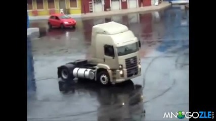 Неудържимите компилация 2012