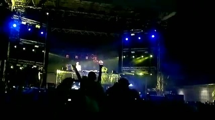 Armin van Buuren @ Cacao Beach Bulgaria 11.08.2011 (we Control The Sunlight)_(360p)