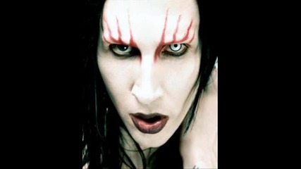 Marilyn Manson - A Place In The Dirt