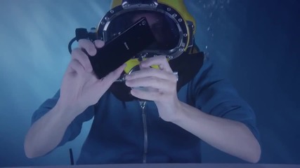 Разопаковане на Xperia Z3 под вода