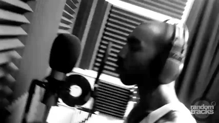 Mysonne (feat. Compton Menace) - Everybody Move (studio performance) 