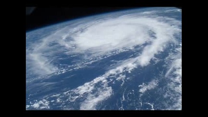 4 Strings - Hurricane Global/warming Remix