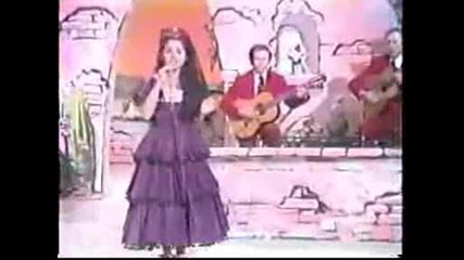 Anacani Sings La Paloma