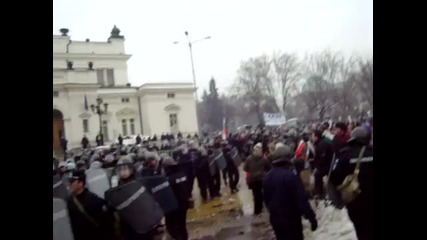 протест14.01.09г - атаката на куките