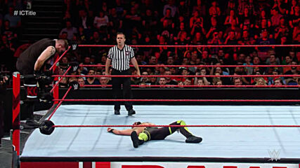 Seth Rollins vs. Kevin Owens - Intercontinental Title Match: Raw, May 14, 2018 (Full Match)
