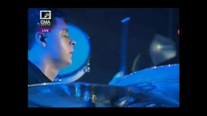 Bill and Tom kaulitz Emas Best World Stage 2010