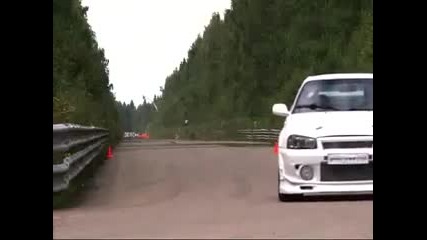 Nissan Skyline vs Porsche 911 Switzer