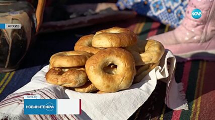 Коледари обикалят домовете срещу зли сили