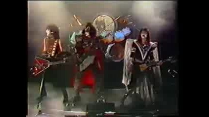 Kiss - Talk To Me