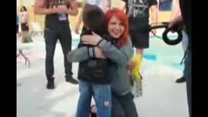 4 годишно дете харесва Hayley Williams 