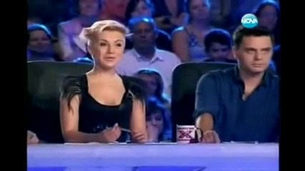 Момичето което накара Мария и Поли да затанцуват - X - Factor България