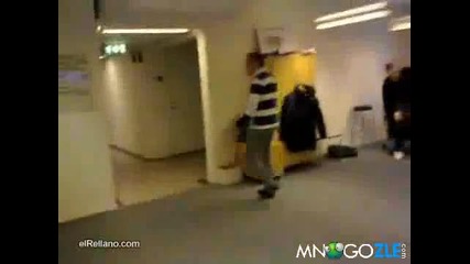 Голяма Нинджа В Офиса