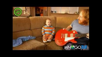 Бебок праска - солото на китара