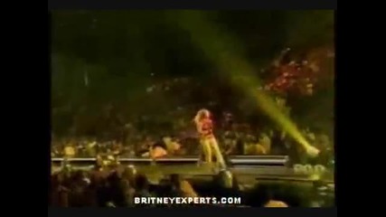 Britney Spears - New What Its Like To Be Me (версията от турнето и ) 