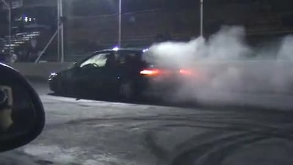 Откачена Honda пали гумите