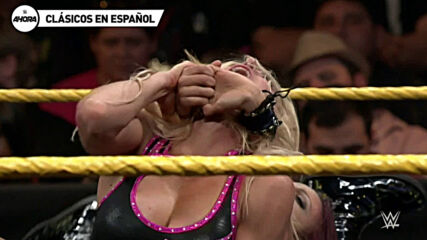 Sasha Banks vs. Charlotte Flair – Campeonato Femenino de NXT: NXT, Mar 4, 2015 (Lucha Completa)