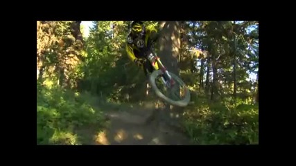 Crazy Downhill - Steve Smith & Sam Hill 