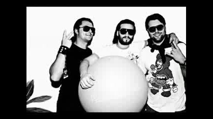 The Swedish House Mafia & Laidback Luke - Leave The World Behind