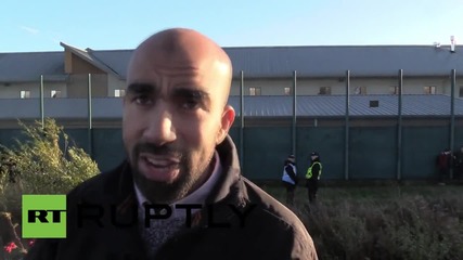 UK: Protesters swarm Yarl's Wood detention centre demanding closure