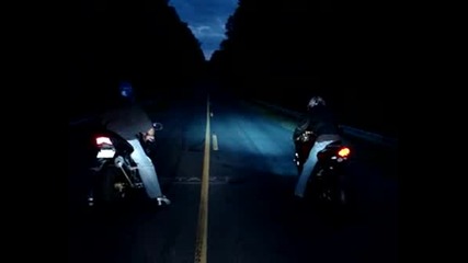 Gsxr 1000 Vs Zx - 10