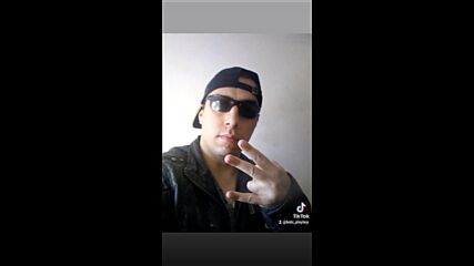 Vid_70420426_202400_978.mp4