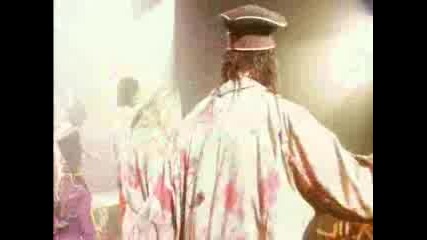 Motley Crue - Behind The Scenes Part 2