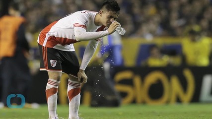 Argentine Soccer Match Cut Short After Hooligans Pepper Spray Players