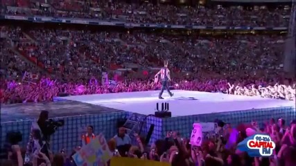 Justin Bieber - Somebody To Love (live at Summertime Ball 2012)