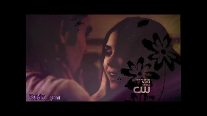 The Vampire Diaries - Интимна Любов