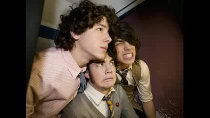 Jonas Brothers - Funny Faces... xD