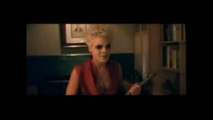 Pink - Please Dont Leave Me