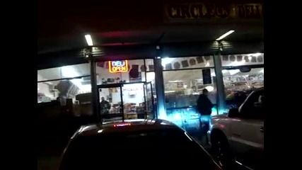 Smd Escalade Tears up Sonnys Liquor 