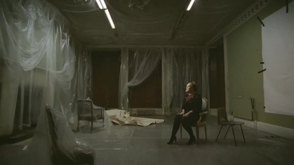 Adele - Rolling In The Deep( Официално Видео)