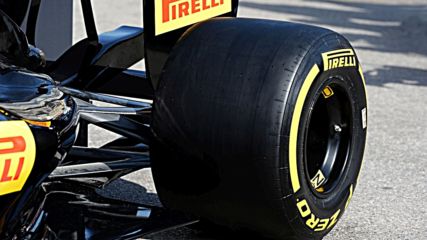 Защо във F1 има само един доставчик на гуми?