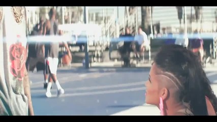 Wiz Khalifa - Roll Up [official Music Video]