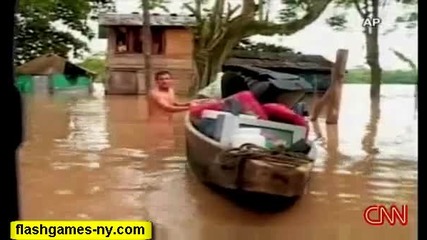 Отново катаклизми - спасяват жена от голямо наводнение в Колумбия (cnn - 28.05.08 Hq) 