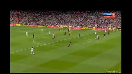 Игуаин вкарва Real Madrid 1 - 0 Fc Barcelona [ 29.08.12 Supercopa Espana ]