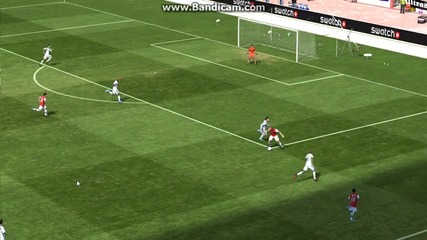 Гол на Санти Касорла на Фифа 11 онлайн