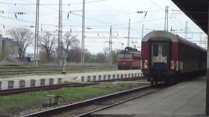 Бв 2612 с локомотив 44 126 пристига в Шумен