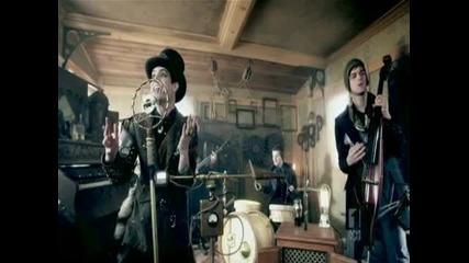 Panic at the disco-the ballad of mona lisa(hq)