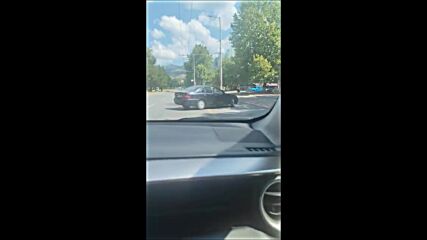 "Моята новина": Ето така се правят маневри в град Сливен в насрещното