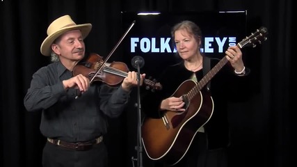 Jay Ungar & Molly Mason Family Band - Ashokan Farewell