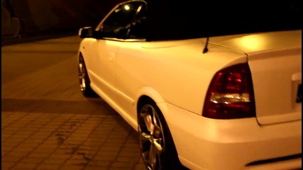White Matte Opel Astra G Cabrio oxigin wheels R1