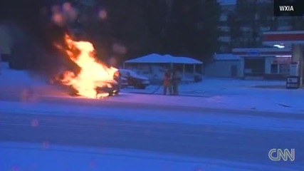 Бмв изгаря пред камера 