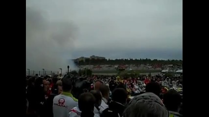 Kevin Schwantz and Motogp tribute to Marco Simoncelli in Valencia Gp 2011