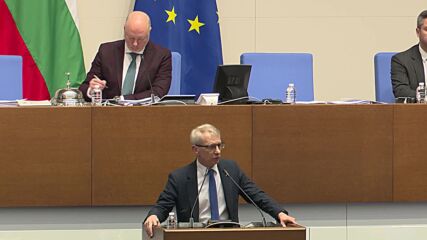 Денков: ЕС отпуска нови 2 млрд. евро за борба с мигрантския натиск