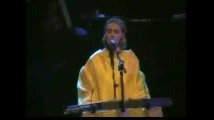 Dead Can Dance saffron live in London 2005