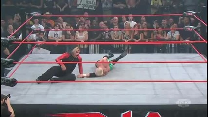 Jeff Hardy hits a Twist of Hate on Mr. Anderson