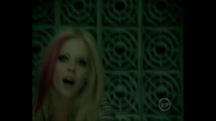Avril Lavigne - Hot - ( H Q )