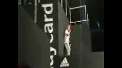 Sascha cionn Hauser - Wfc